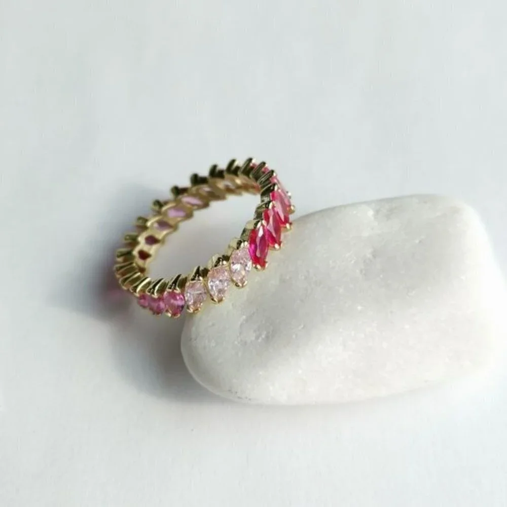 Jem Designs Shop stunning ring